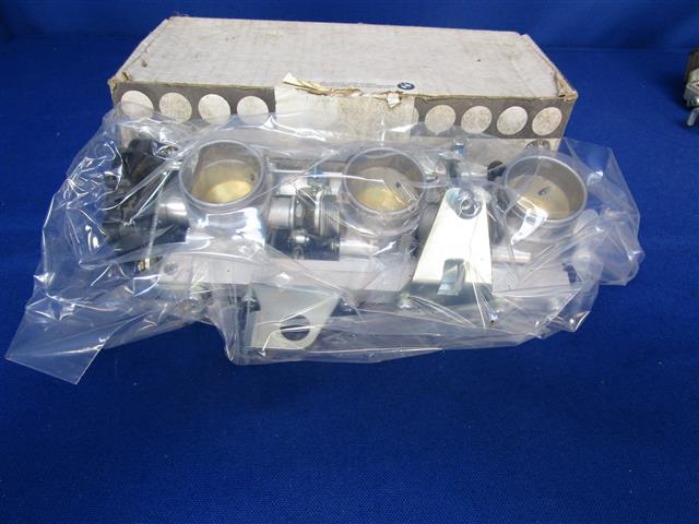 Drosselklappenstutzen K75, K75C,RT,S neue Nummer 13541461113